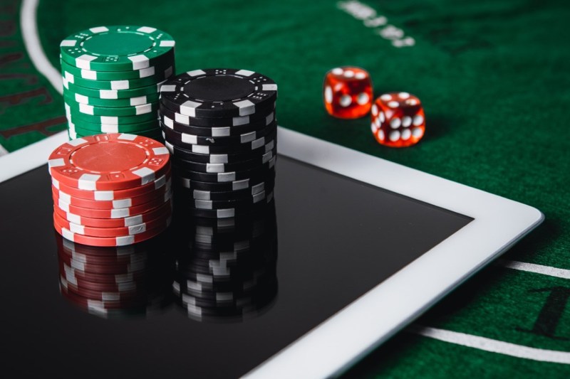 Classic online casino games bring traditional casino excitement to players