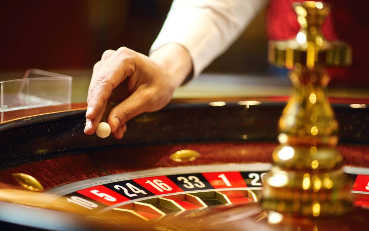 Live Casino Tables Offering Authentic Gameplay Through Professional Dealer Hosting